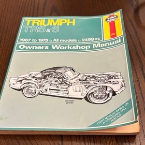 Triumph TR5 & 6 Workshop Manual in Teal and Yellow